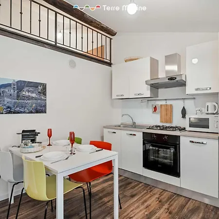 Maestrale 11, Terre Marine דירה